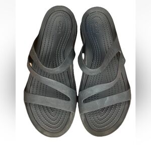 CROCS Iconic Comfort Swiftwater Strappy Slide Sandals Sz 8 Black Womens Sporty